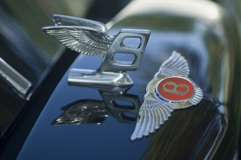 Логотип Bentley. Фото: carols-world.blogspot.com