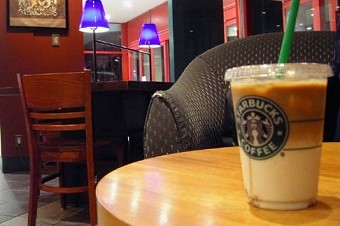 Кофе Starbucks. Фото: kadorin/flickr.com