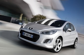 Автомобиль Peugeot 308. Фото: lenta.ru