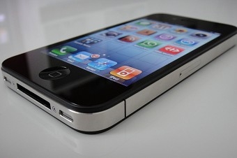 iPhone 4. Фото: Renatomitra/flickr.com