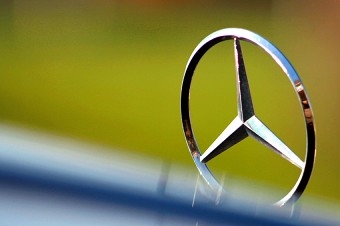 Логотип Mercedes-Benz. Фото: Forgotten memory../flickr.com