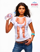Evian: минеральная вода в рекламной кампании «жить молодым»