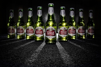 Марка пива Stella Artois компании inBev. Фото: edmundlwk/flickr.com